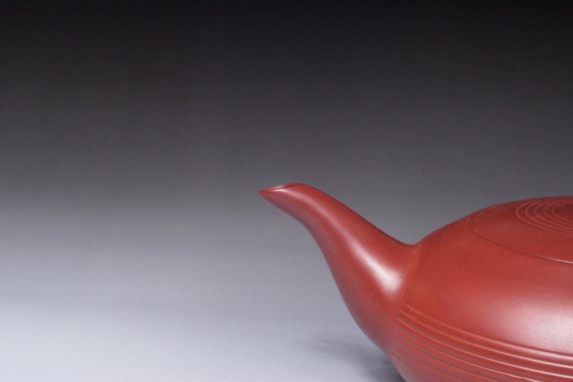 章燕城手拉壶作品《马到成功》