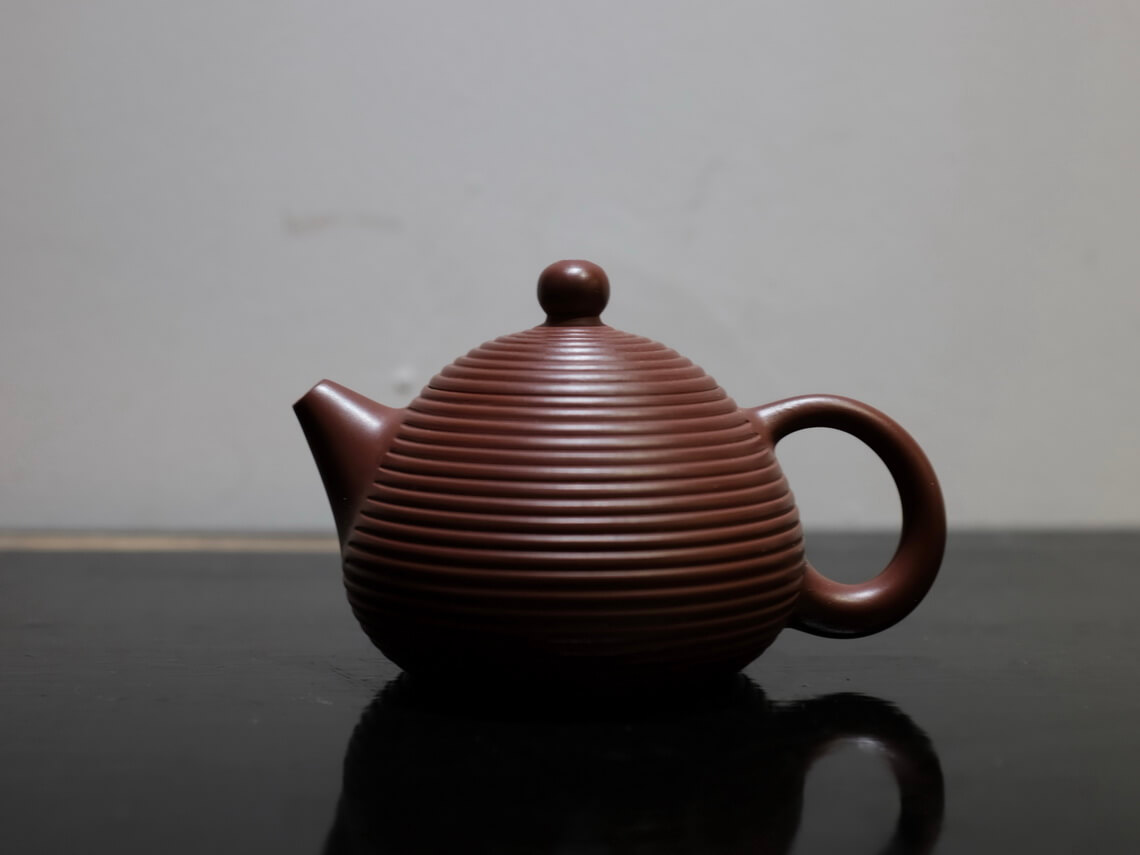 章燕城传承系列手拉壶《九头西施》